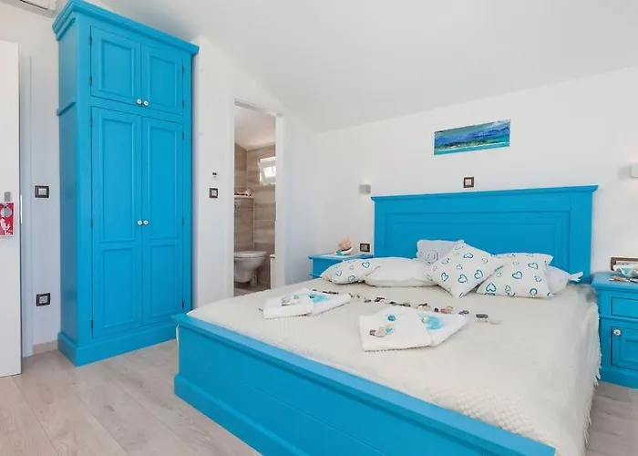 Kety With Pool Hébergement de vacances Makarska